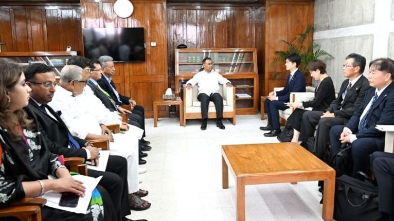 প্রধানমন্ত্রীর সঙ্গে জাপান সরকারের উচ্চপর্যায়ের প্রতিনিধি দলের সাক্ষাৎ