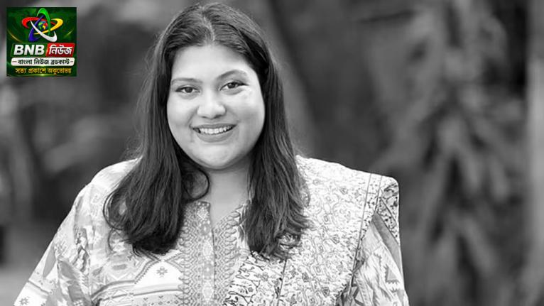 চলেই গেলেন কারিনা কায়সার