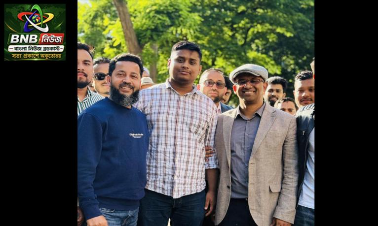অক্সফোর্ড ইউনিয়নের আমন্ত্রণে লন্ডন পৌঁছালেন সংসদ সদস্য হাসনাত আব্দুল্লাহ